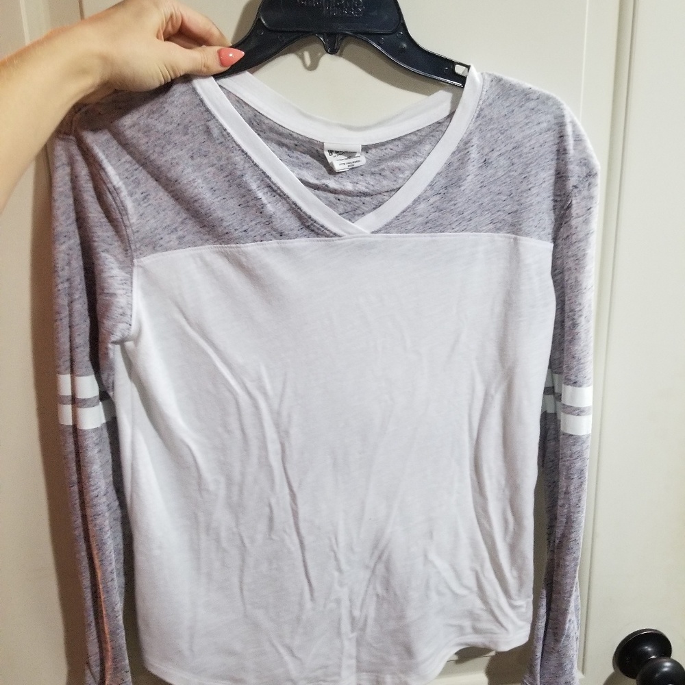 Victoria secret pink Long sleeve tee shirt